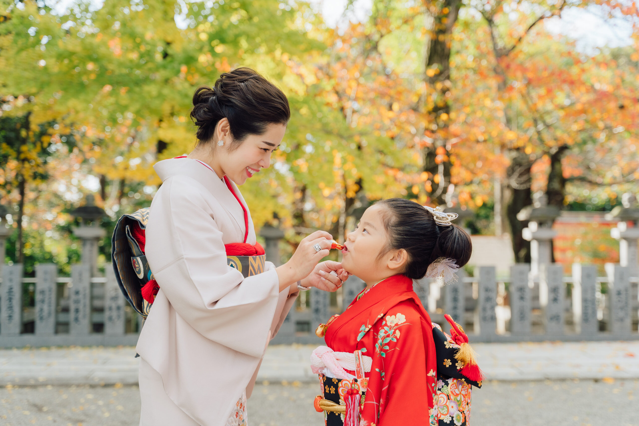 Close embrace in kimono, evening light