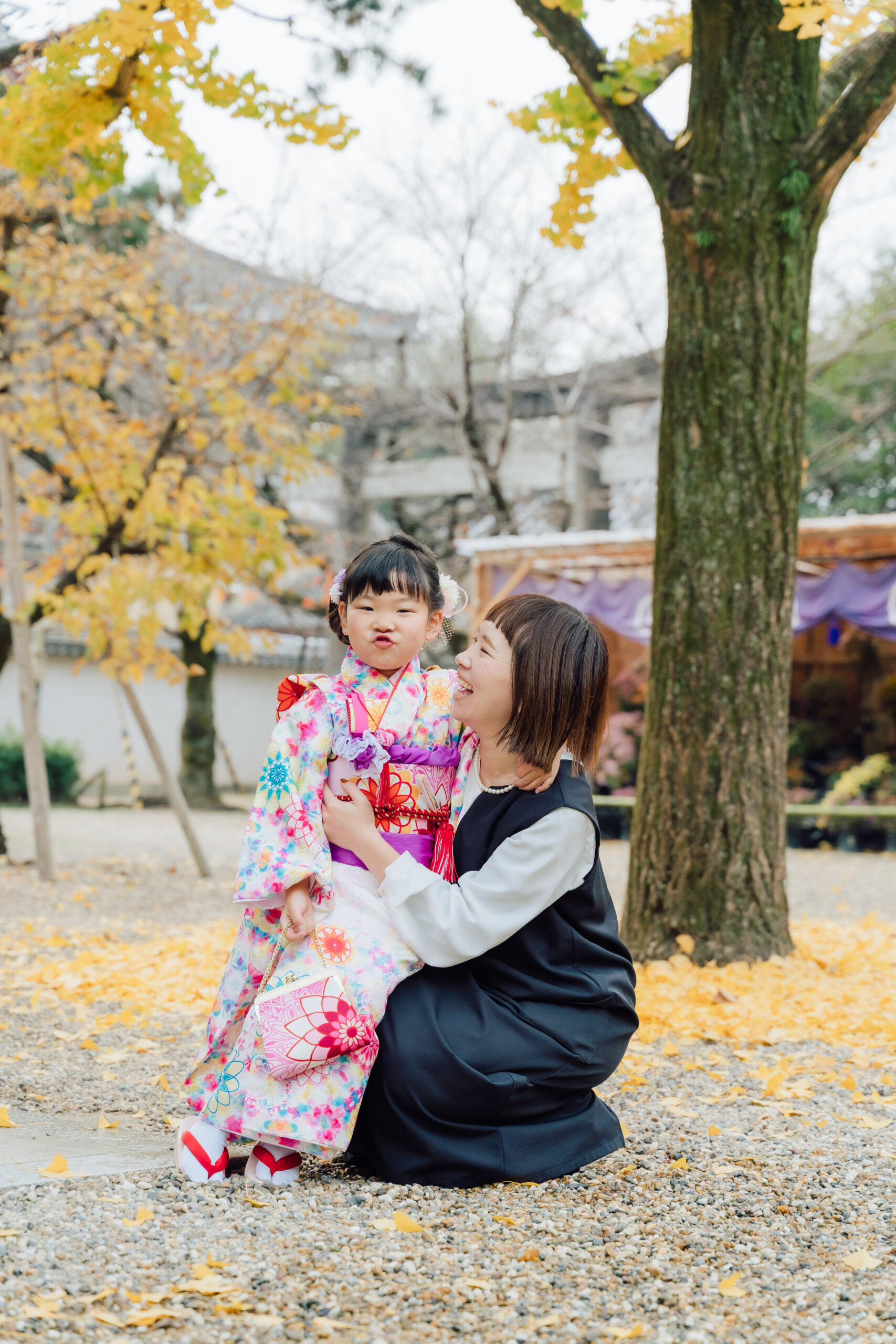 Kimono stroll in lantern-lit street, Kyoto night mood