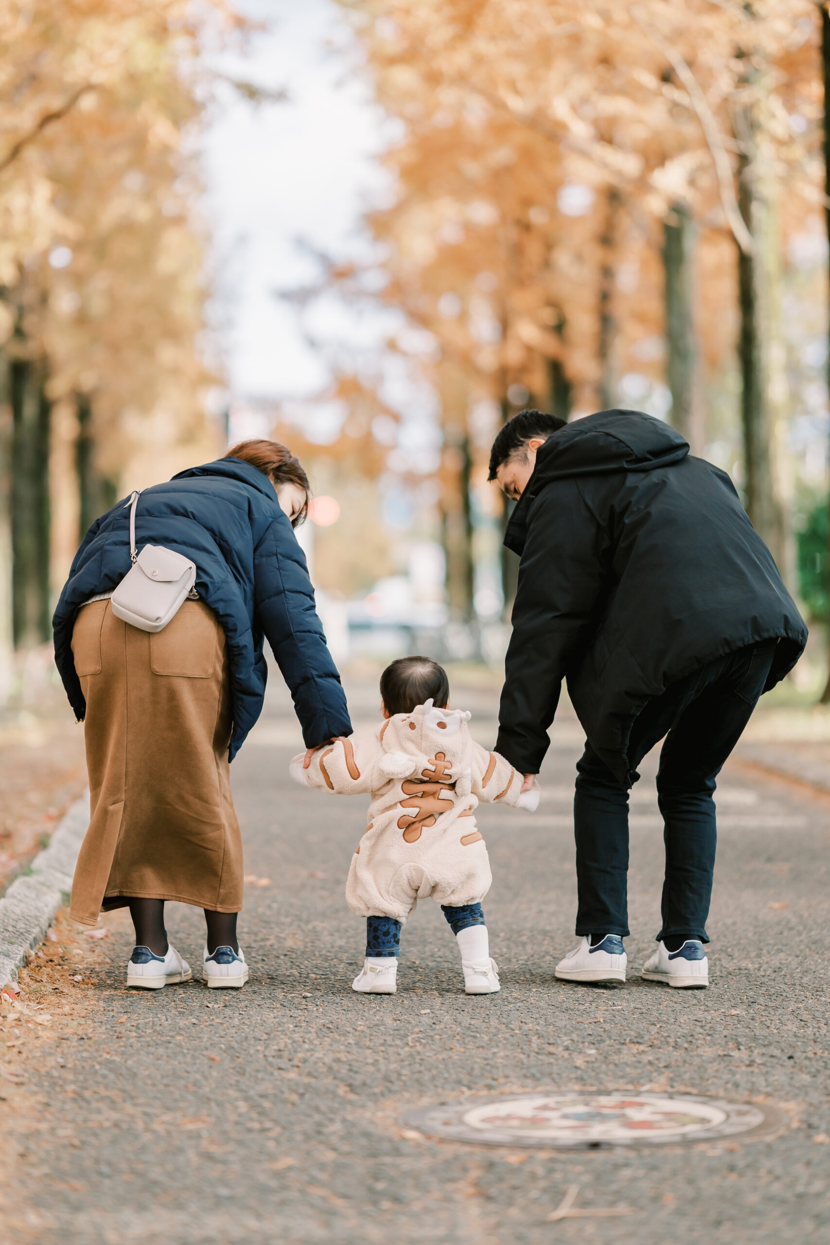 Family in warm afternoon light, Kyoto